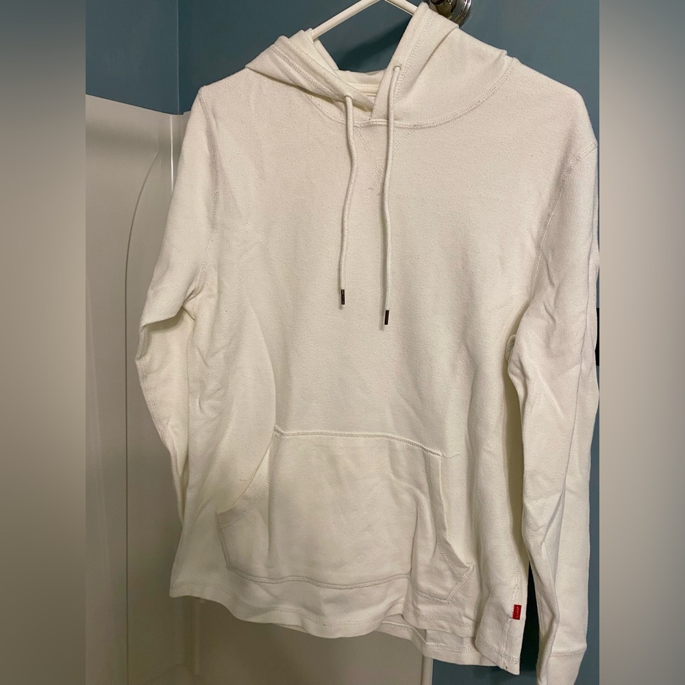 Levi’s Hoodie Pullover with curved hem
